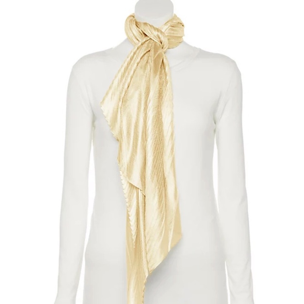 NWOT Apt 9 ivory oblong scarf